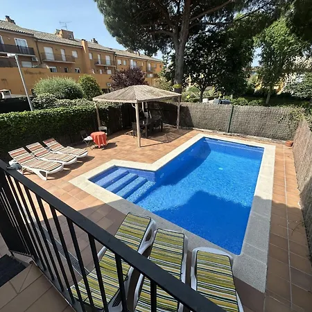 La Victoria By Interhome *